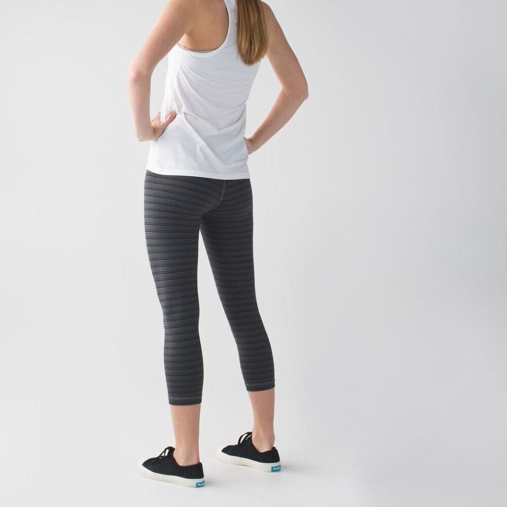 Lululemon Wunder Under Crop II